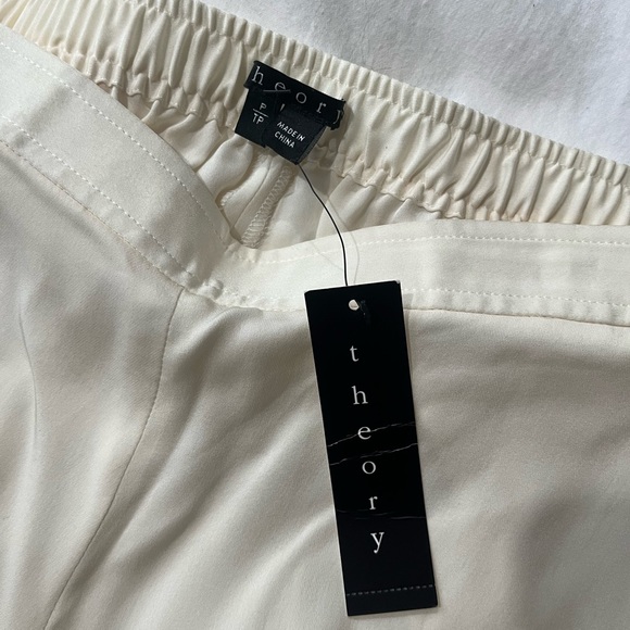 🔥HOST PICK!🔥NWT! Theory 100% Silk Termin pants - Picture 2 of 8